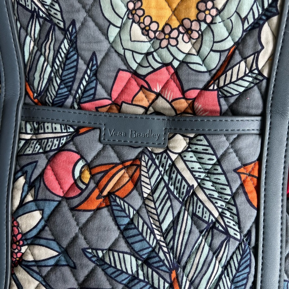 Vera Bradley Tropical Evening (2019) Zippered Tote Bag (Used) - Picture 8 of 14